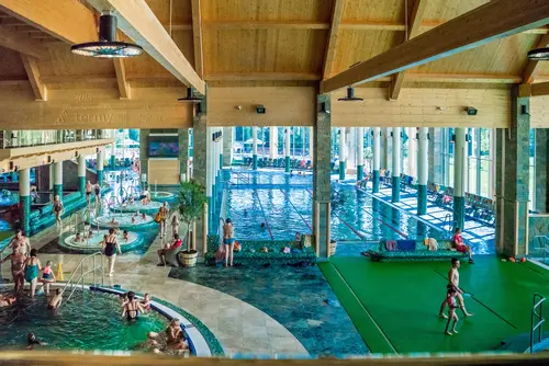 טיול לעיירת הנופש זאקופנה + המרחצאות הטרמיים