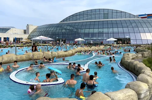 יום קניות + בילוי בפארק המים סאנטגו