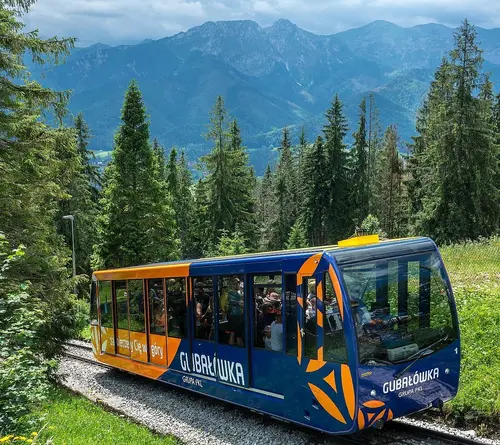 טיול לעיירת הנופש זאקופנה